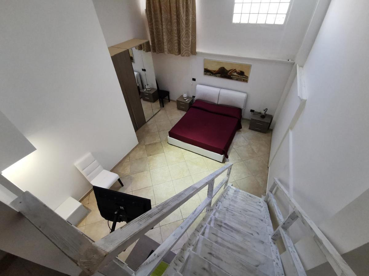 da Rocco B&B Sant Isidoro  Esterno foto